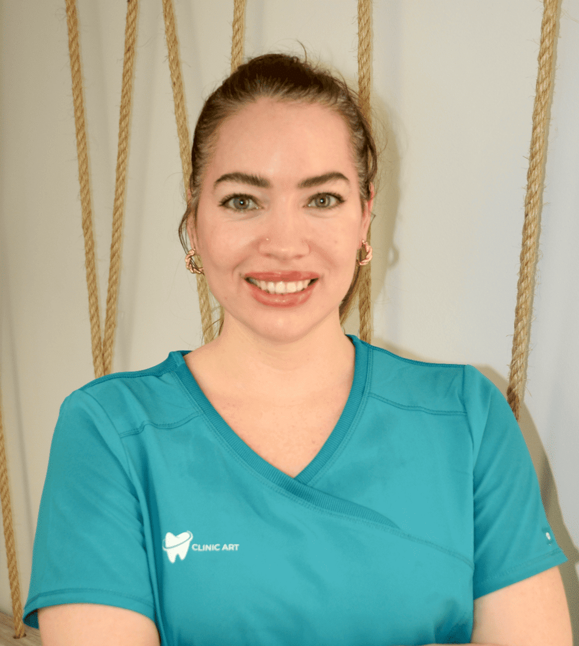 Jessica Lara, higienista dental en Clinic Art, Alboraya